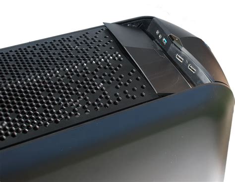 Alienware R13 3.0 USB Port 的图像结果