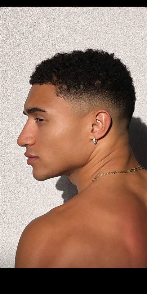 Pin oleh Reau F di Hairspiration | Potongan rambut, Gaya rambut, Gaya ...