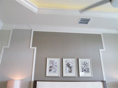 Wall Design – Crown Molding Installation