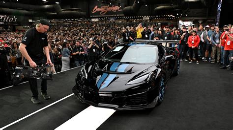 GM dealer Rick Hendrick pays $3.7M in auction to own Corvette ZR1