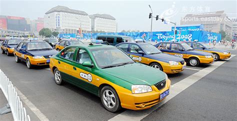 北京出租车数量10年未增长 每日空驶率达40%--时政--人民网