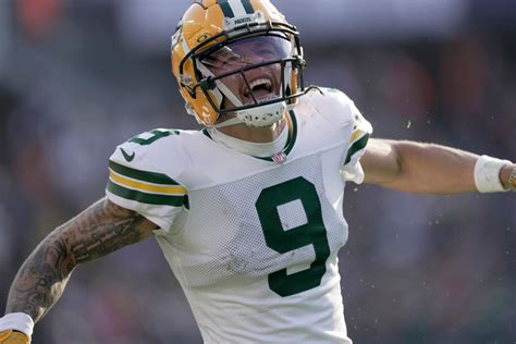 Christian Watson Fantasy Hub: Week 15 Injury Update, Start 'Em/Sit 'Em ...