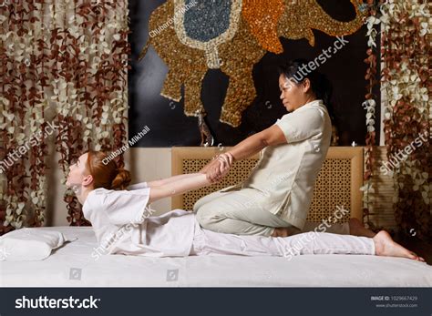 14,774 Thai Massage Traditional Images, Stock Photos & Vectors ...