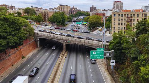 What Makes The Cross Bronx Expressway So Dangerous? - Michael J. Redenburg, Esq. P.C.