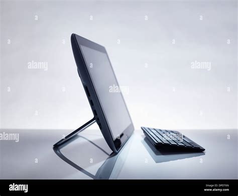 Desktop Computer Stock Photo 的图像结果
