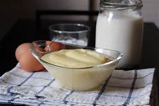 crema pasticcera wikipedia crema pasticcera una crema base aromatizzata a piacere crema pasticcera wikipedia crema pasticcera una crema base aromatizzata a piacere