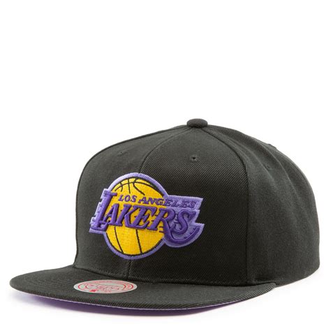 MITCHELL AND NESS Los Angeles Lakers Snapback Hat 6HSSSH21003-LABLCK ...