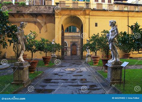 Inner Courtyard of Medici Riccardi Palace. Florence, Italy Editorial ...