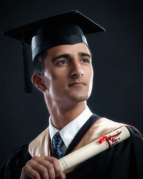Prestige Graduation Portraits: Southern Alberta | Graduation picture ...