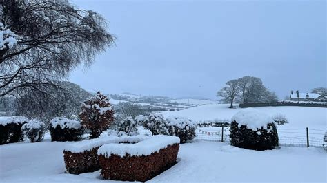 Weather in pictures: Snow blankets parts of UK | Weather News | Sky News