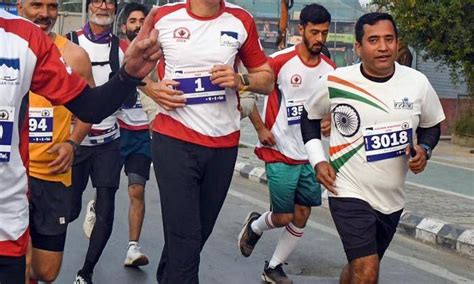 "15K runners from 11 countries": J&K CM Omar Abdullah flags off Kashmir ...