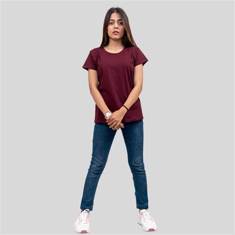 Round O Clock Burning Burgundy Tshirt for Women – GlamZei