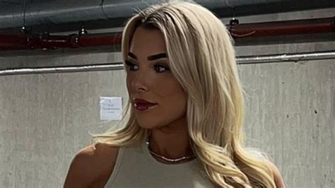 OnlyFans star and footballer Madelene Wright stuns in sexy lingerie as she gets fans in mood for ...