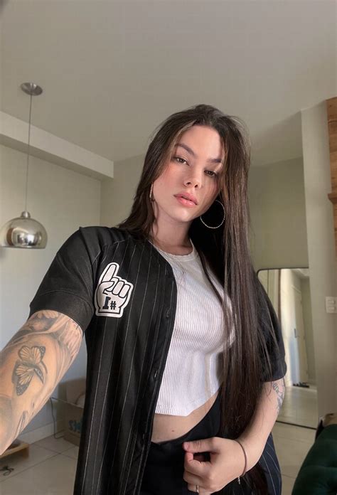 Bruna Tivo : r/BeautifulTransFemales