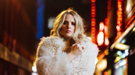 Elles Bailey, The Workmans Club, Dublin, 7 December 2024 | AllEvents.in