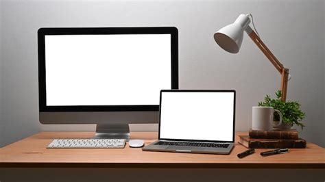 PC Front View 的图像结果