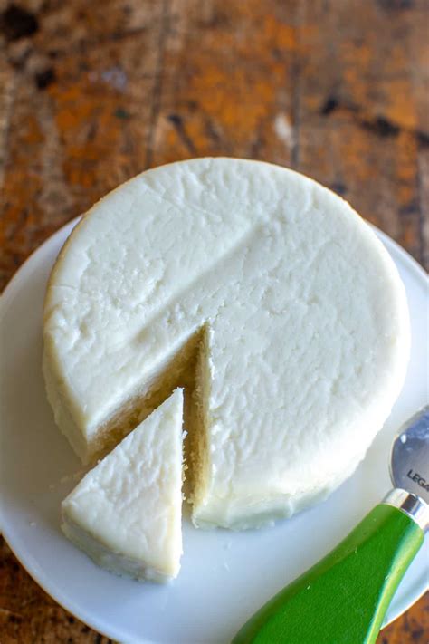 How Do You Use Queso Fresco? Here's 10 Mouthwatering Recipes - ¡HOLA ...