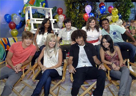 Best Online Marketing Schools: High School Musical Cast