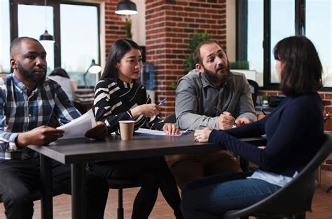 Example Panel Interview 的图像结果