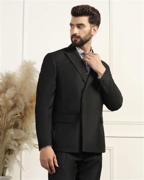 Shop Suits & Blazers For Men Online in India - Blackberrys