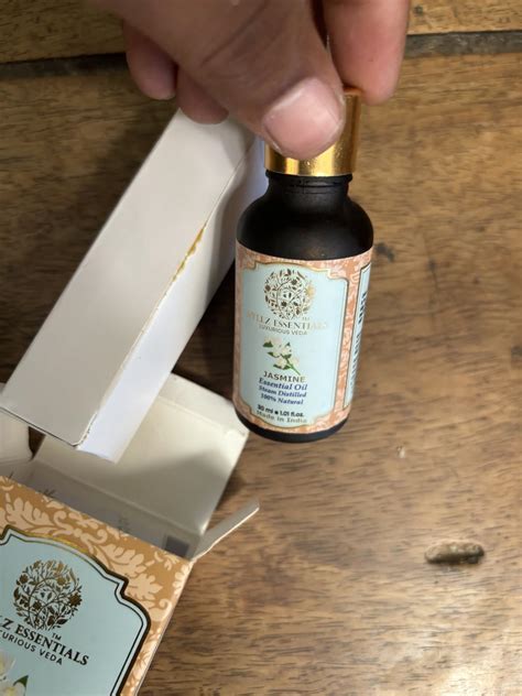 RYLLZ ESSENTIALS Tea Tree Essential Oil With Glass Dropper | 100% Pure ...