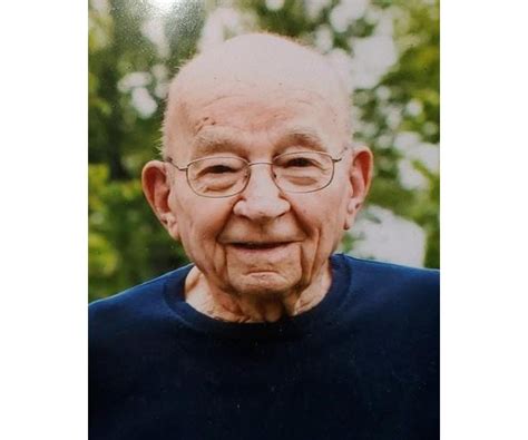 Kenneth Myles Hufferd Obituary (2025) - Louisburg, KS - Dengel & Son ...