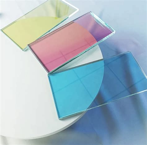 Дихроичное стекло. Купить стекло с дихроическим покрытием в Adem Glass