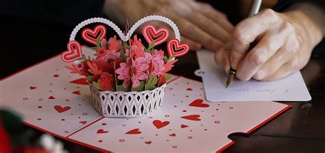 Valentine's Day Cards: Schedule & Send Words of Love | Lovepop