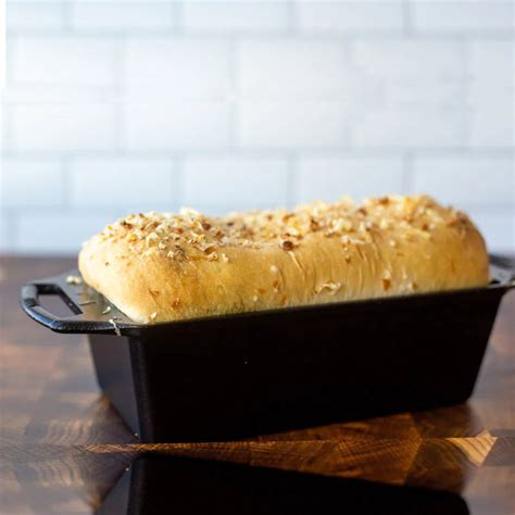 Loaf Tin: 4Lb Lodge Loaf Pan, Cast Iron - The Big Kitchen - Cookware ...