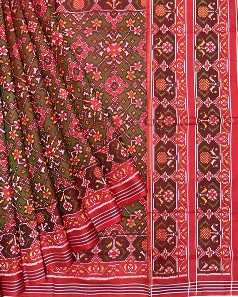 Red & Green Navratan Patola Saree – SindhoiPatolaArt