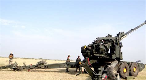 Defence Ministry Signs Rs 6,900 Cr Contracts For Artillery Gun Systems ...