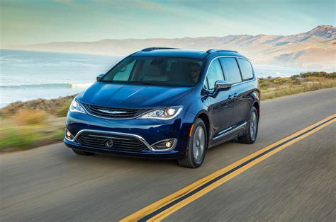 Chrysler Pacifica totalmente eléctrica debutaría en CES - Motor Trend ...