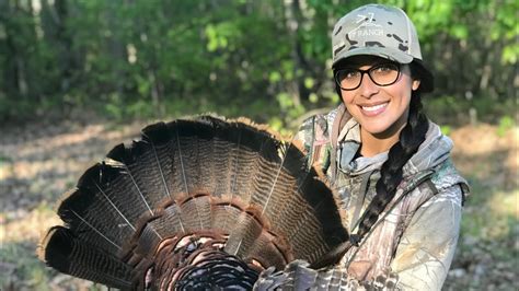 GIRL HUNTING EPIC NC TURKEY HUNT/ Benelli 12 Ga. / COVID CURE / Federal ...