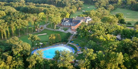 Iowa's Cedar Rapids Country Club | Business Jet Traveler