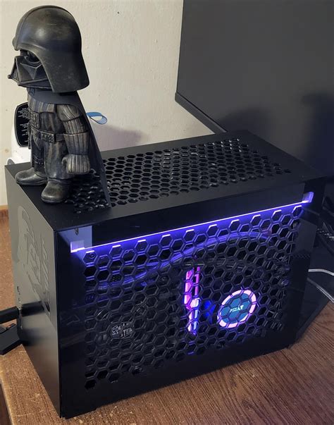 Lian Li Q58 with Custom Acrylic Panels and riser 4.0 cable mod to move ...