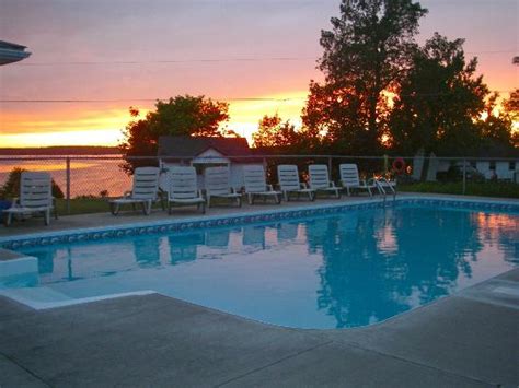 ALPINE RESORT (Roseneath) - Cottage Reviews & Photos - Tripadvisor