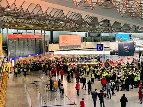German airports brace for major disruptions as union calls for ...