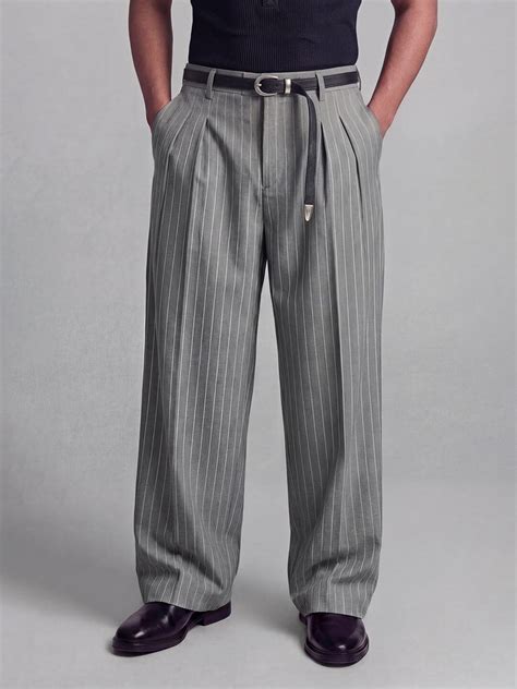 Grey Striped Pleated Trousers | Buy Men Trousers | Fugazee – FUGAZEE