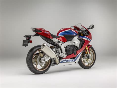 Image gallery: Honda CBR1000RR Fireblade - Overdrive
