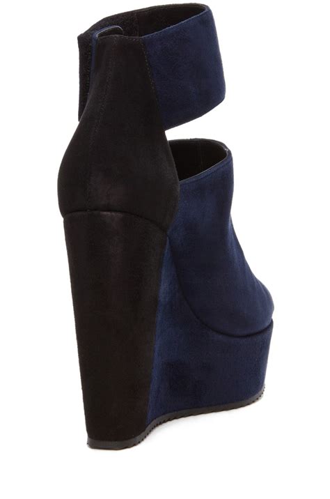 Pierre Hardy Colorblocked Wedge in Navy | FWRD