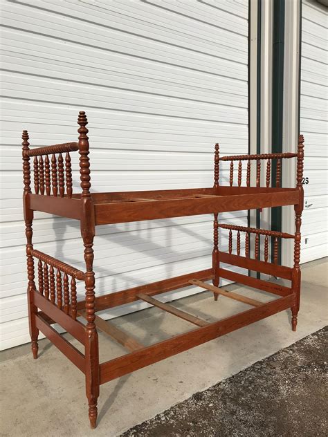 2 Antique Jenny Lind Twin Beds Shabby Chic Spindle Wood Bedroom Set