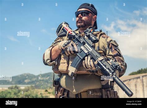 Mercenary 的图像结果