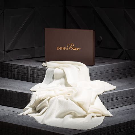 Almond Cashmere Silk Scarf | Ipekevi