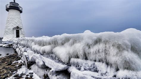 Download wallpaper winter, lighthouse, ice, section nature in ...