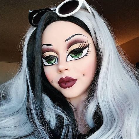 bratz doll halloween makeup
