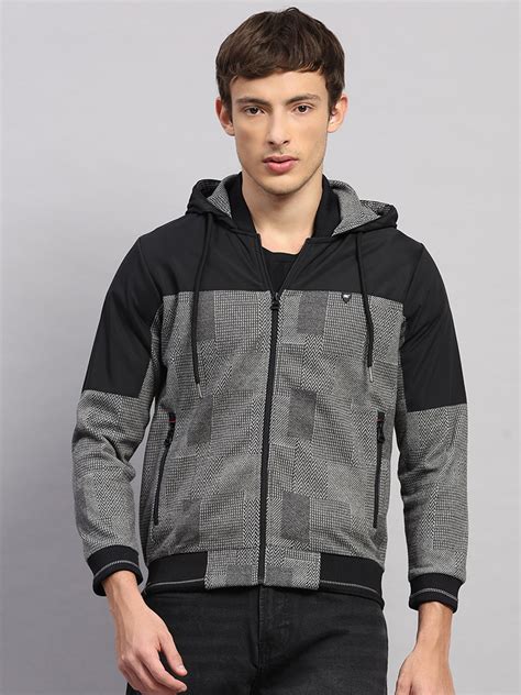 Buy Men Black Solid Hooded Full Sleeve Sweatshirt Online in India ...
