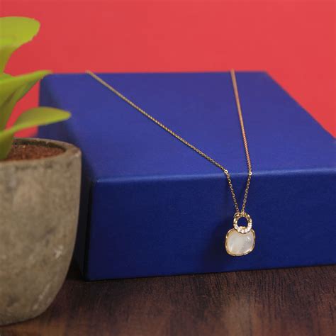 Gold Plated White Gem Stone Circle Pendant With Chain – Eri Silvers