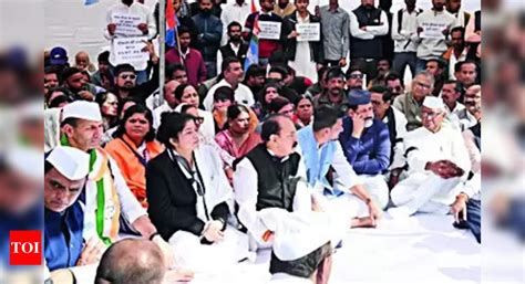 Congress Protests: Cong protests Assam govt's curbs on Rahul's Bharat ...