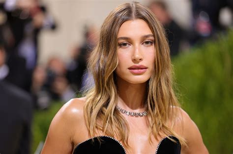 Hailey Bieber Net Worth: Billionaire After $1B Rhode Deal - Black Star News