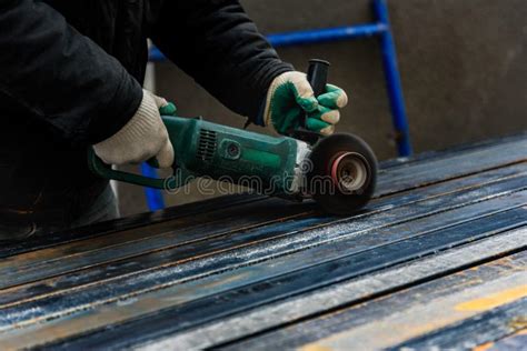 Image result for How to Get Rust Off Machine Wheel